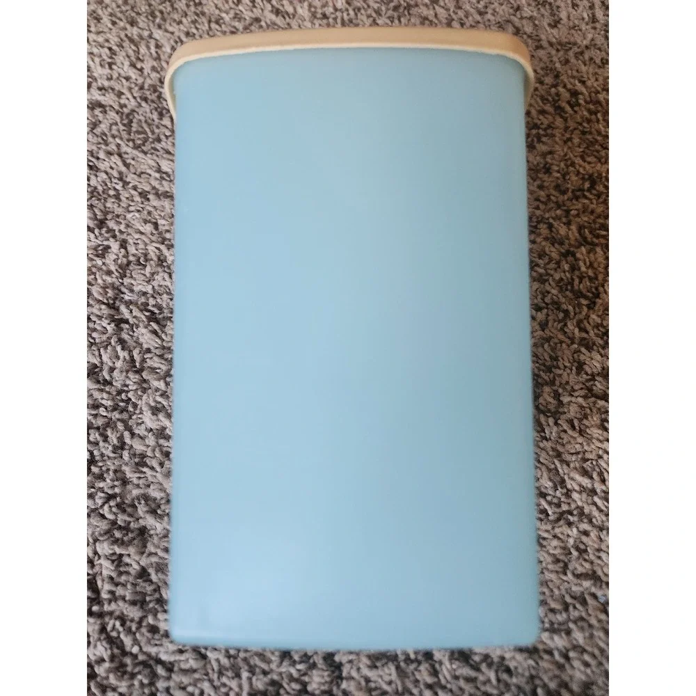 Vintage Tupperware Blue Servalier Canister with Tan Lid 811-11 Made in USA 7.5in